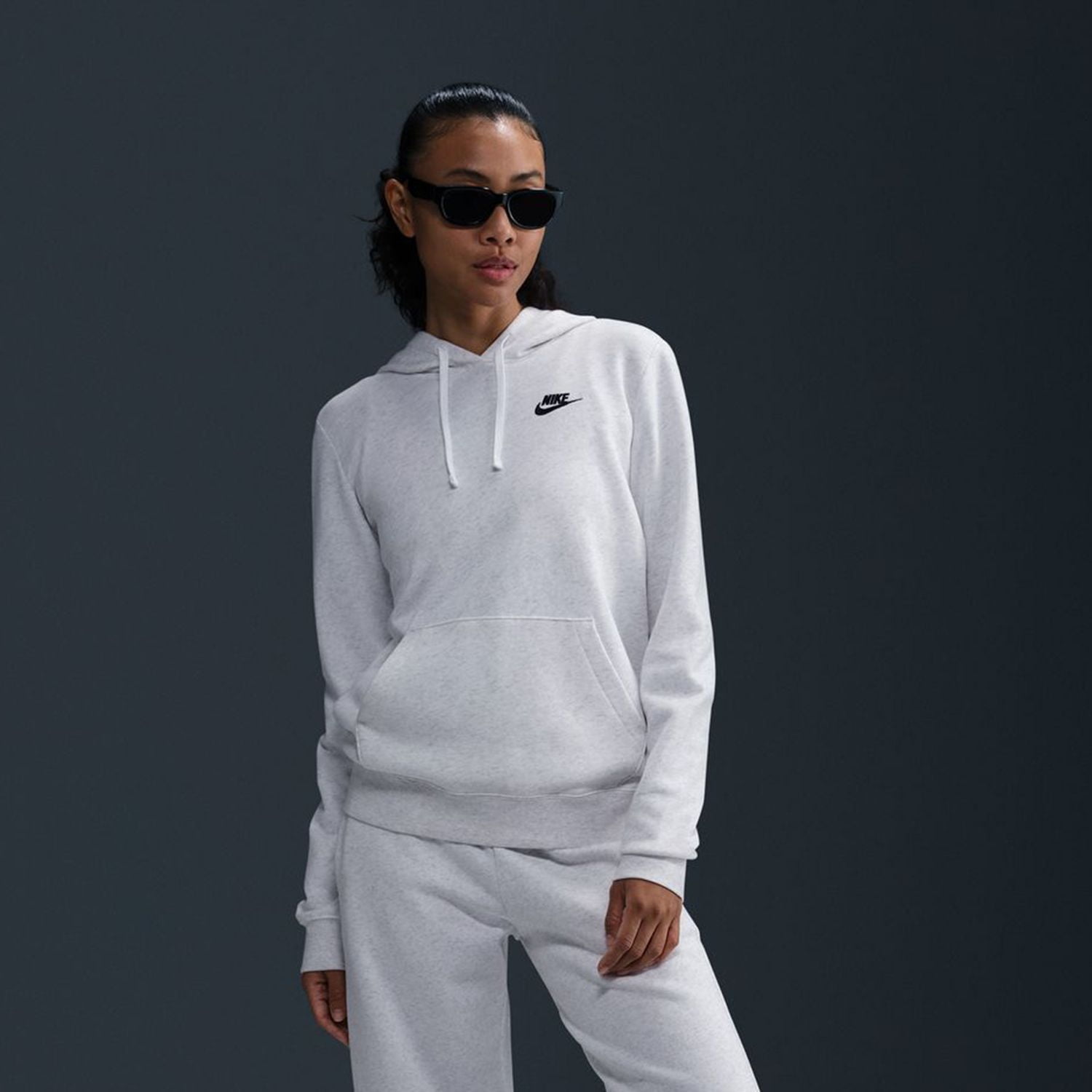 womens nike hoodie white