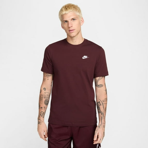Nike Sportswear Club Men's T-Shirt Color: Burgundy Crush Size: L