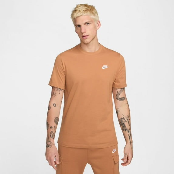 Nike Sportswear Club Men's T-Shirt Color: Flax Size: 2XL