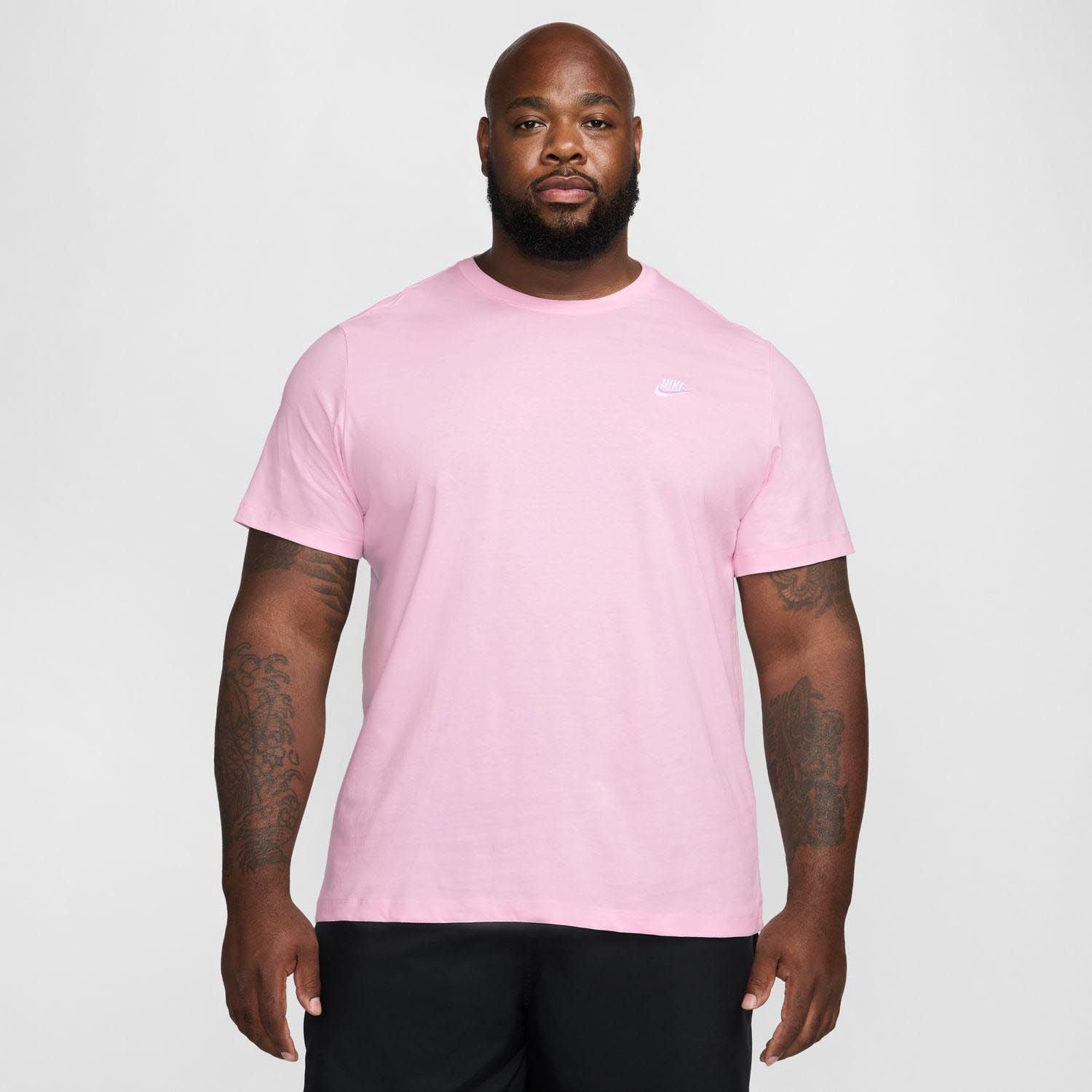 Nike Sportswear Club Men's T-Shirt Color: Pink Foam Size: L