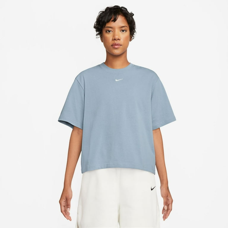 Nike Sportswear Essential Women's Boxy T-Shirt Color: Light Armory