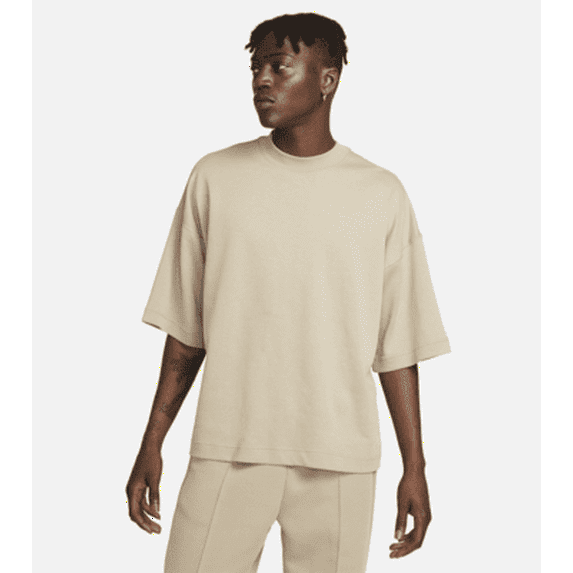 Nike Sportswear Tech Fleece Reimagined Men's Oversized Short-Sleeve Sweatshirt Color: Khaki Size: XL