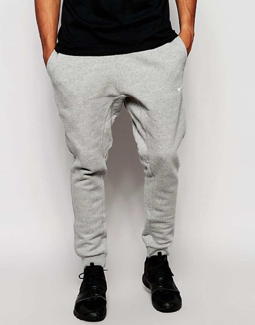 Nike Tapered Club Swoosh Men s Fleece Sweatpants 826431 063 Grey Size XL Walmart