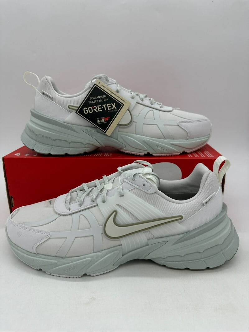 Nike V2k Run Gore-Tex Women's Size 11.5 Men's Size 10 White Shoes