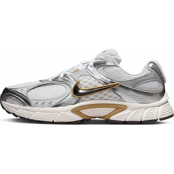 Nike V5 RNR Men's Sneaker, White/Medium Ash/Parachute Beige, Size 7