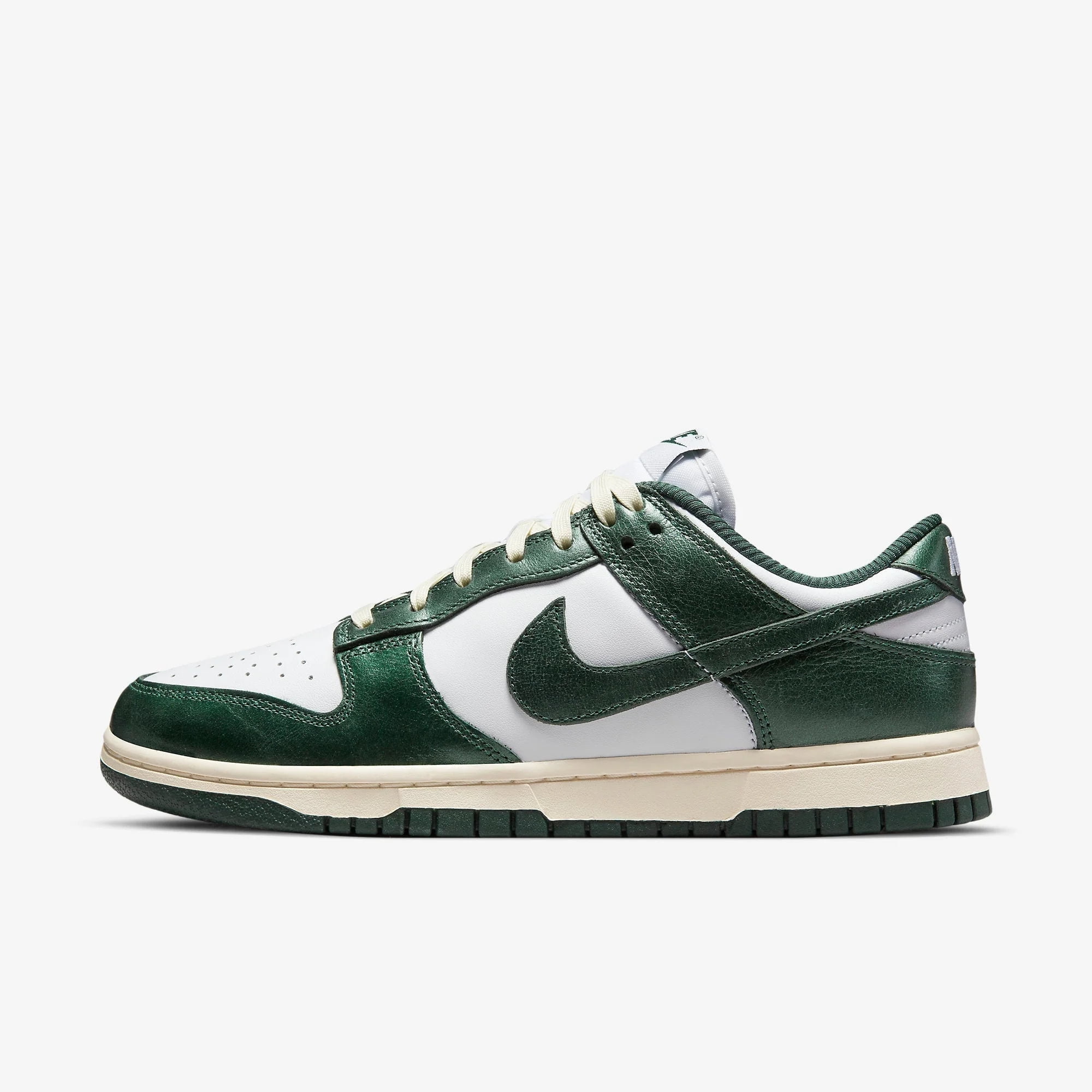 Women's Dunk Low Casual Sneaker