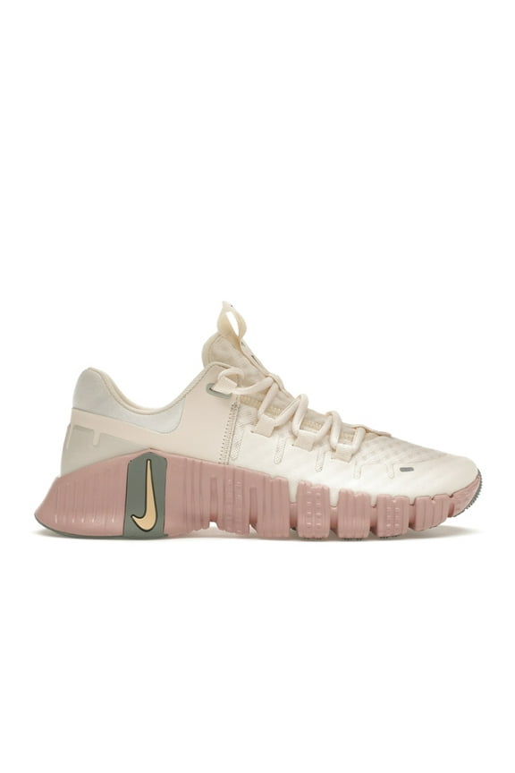 Women's Free Metcon 5 Pale Ivory Ice Peach Shoes, from StockX