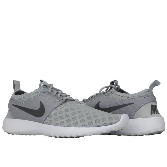 Nike Women's Juvenate Running Shoe