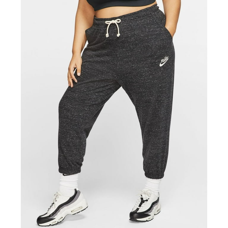 Plus size nike capris hot sale