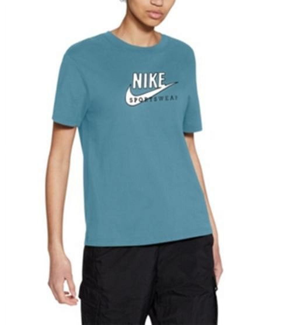 nike sportswear heritage women