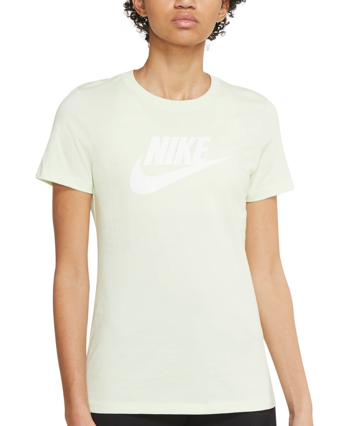 Nike t shirt with small logo sale