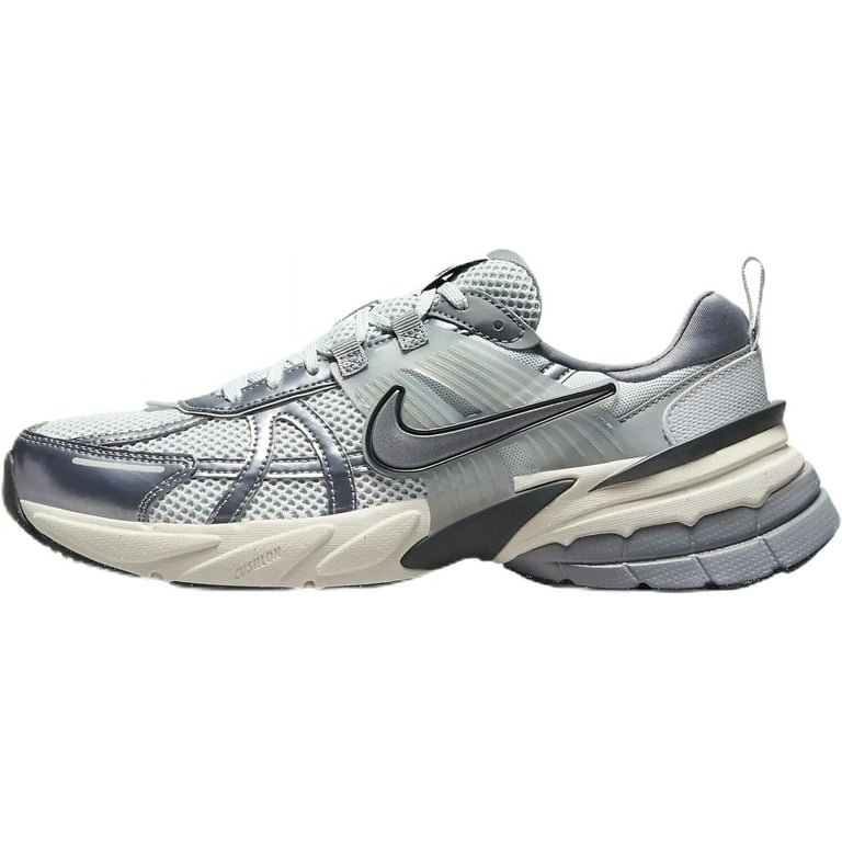 Nike Women's V2K Run Pure Platinum/Metallic Cool Grey