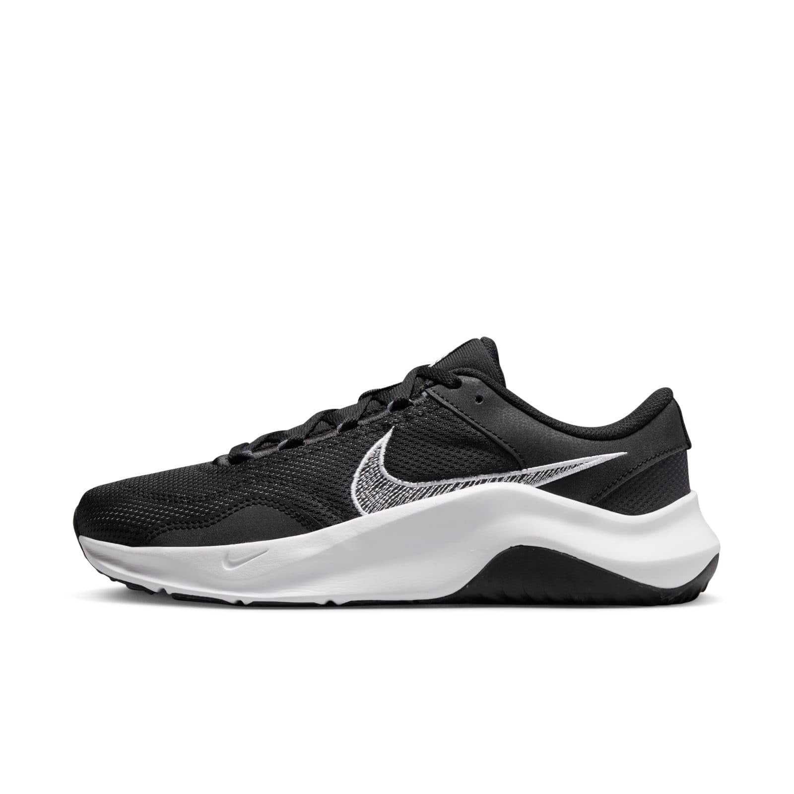 Nike Legend Essential 2