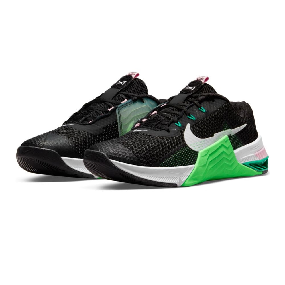 Nike Womens Metcon 7 Training Shoe, Black/White/Green Strike