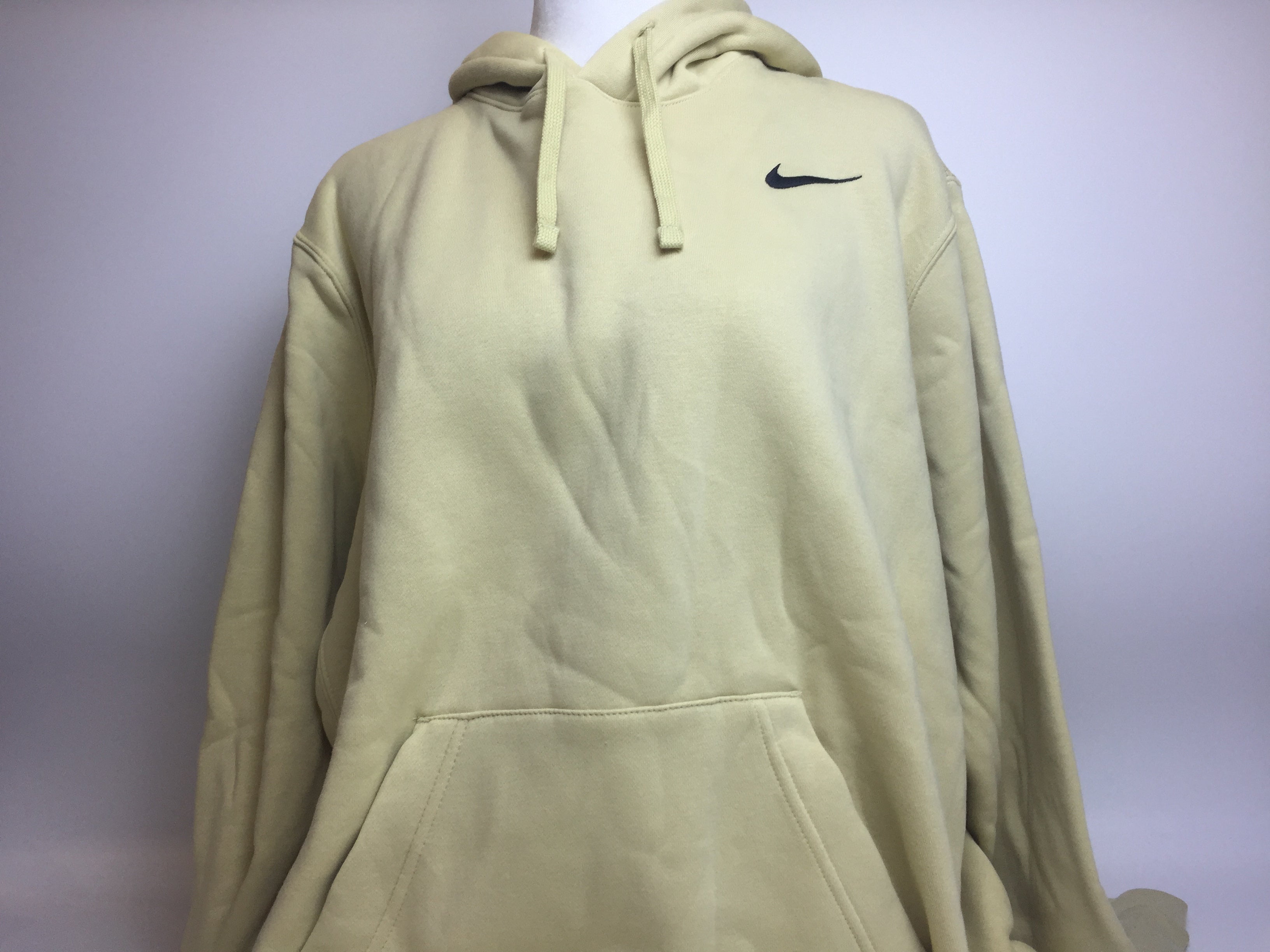 Nike hoodie womens gold logo hotsell