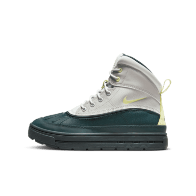 Nike Woodside 2 High ACG Big Kids' Boots Color: Deep Jungle/Light Iron Ore/Photon Dust/Luminous Green Size: 4Y