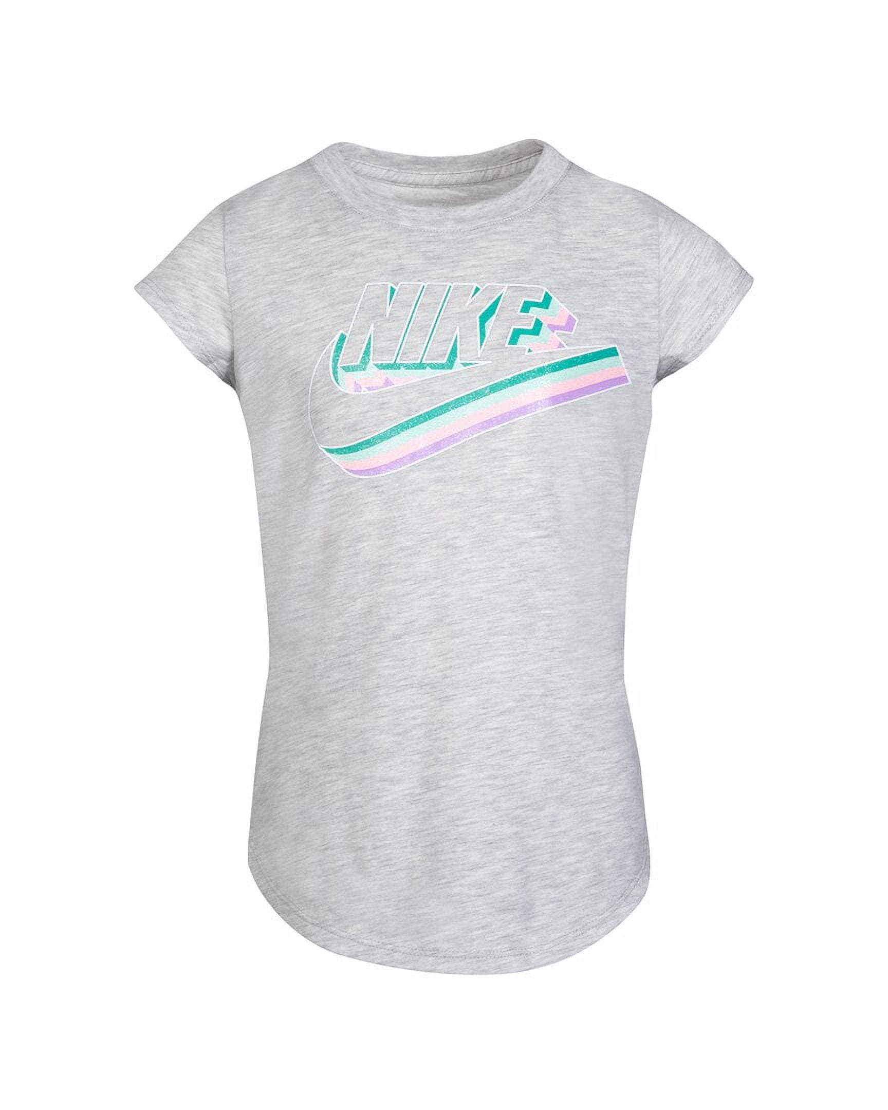 Nike Girls Sportswear Essential T-shirt | Academy