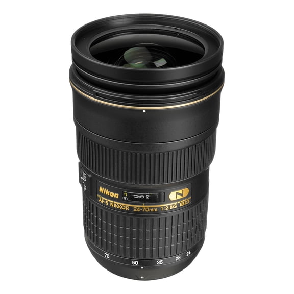 Nikon AF-S Nikkor 24-70mm f/2.8G ED Autofocus Lens (Black)