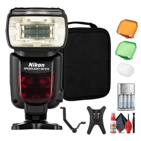Nikon SB-910 Speedlight Flash Bundle with Flash Bracket & Accessories (International Model)