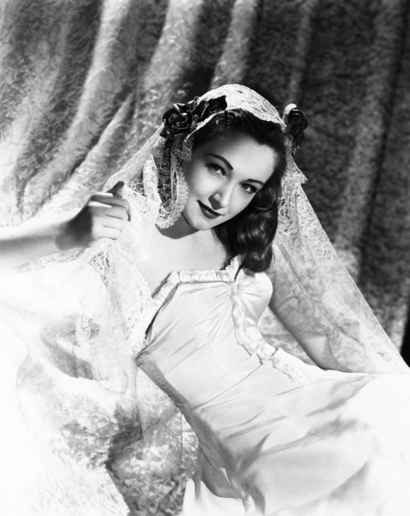 Nina Foch Canvas Art - (16 x 20)