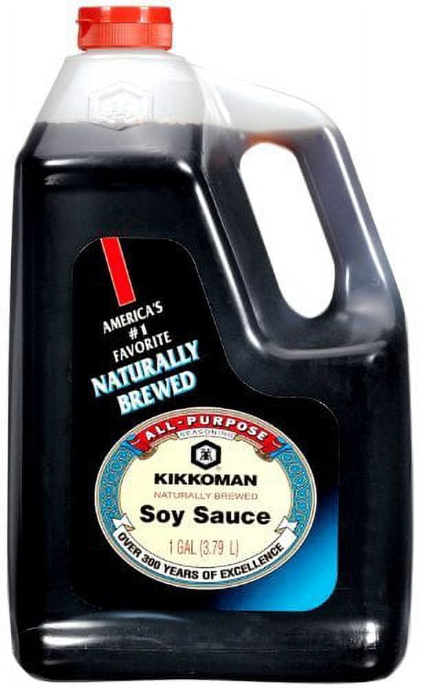 NineChef Bundle - Kikkoman Soy Sauce Naturally brewed 128 Fl Oz + 1 NineChef Brand Long Handle Spoon