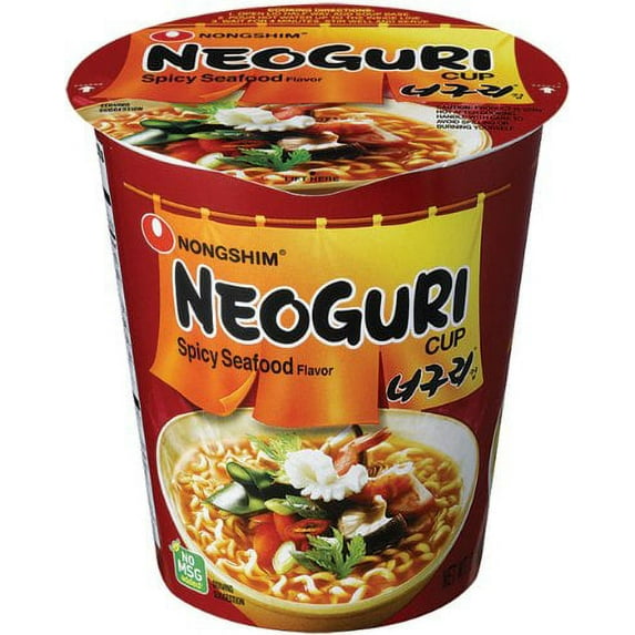 NineChef Bundle - NongShim Neoguri Noodle Spicy Seafood 2.18 Ounce (Pack of 6) + 1 NineChef Brand Long Handle Spoon