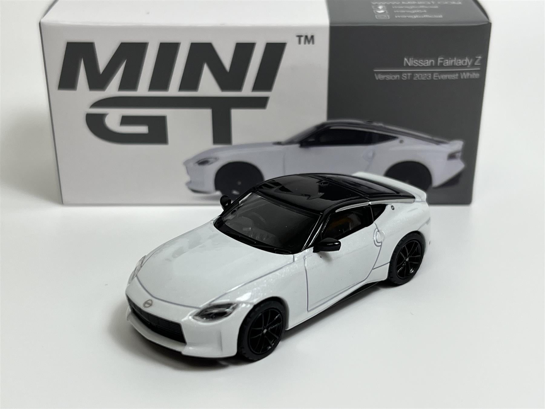 MINI GT 1/64 Mercedes-Benz 190E 2.5-16 Evolution II #7