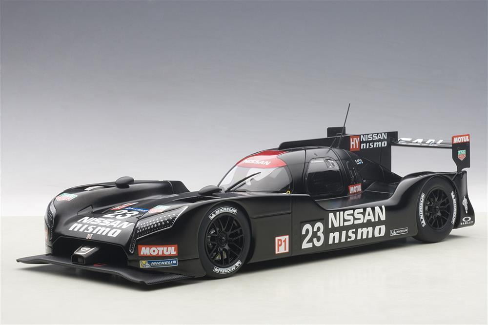 Nissan GT-R LM Nismo 2015 Test Car #23 1/18 Model Car by