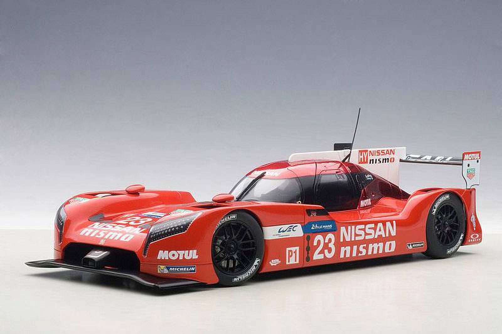 Nissan GT-R LM Nismo Lemans 2015 O. Pla, J. Mardenborough, M