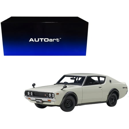 Nissan Skyline 2000GT-R (KPGC110) RHD (Right Hand Drive) White 1 18 Model Car by Autoart