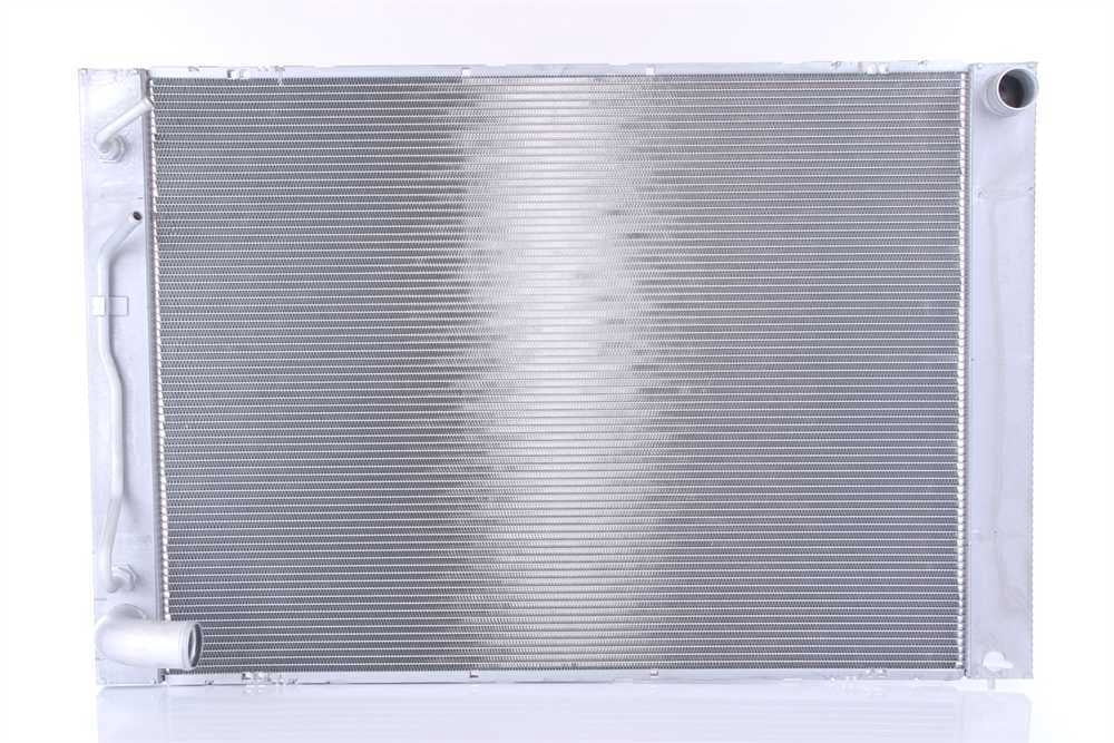 Nissens 606837 Radiator w/Integrated Transmission Oil Cooler