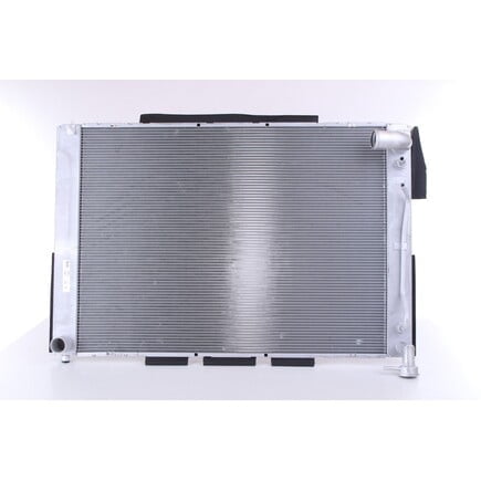 Nissens 64660 Radiator W/Integrated Transmission Oil Cooler
