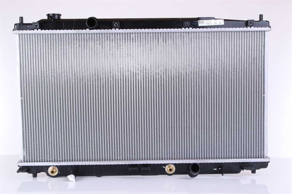 Nissens 681374 Radiator w/Integrated Transmission Oil Cooler