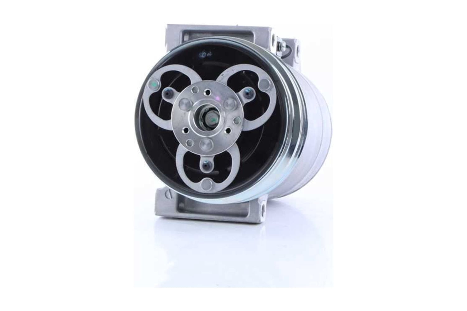 Nissens 89383 DKS-15D Compressor with Clutch