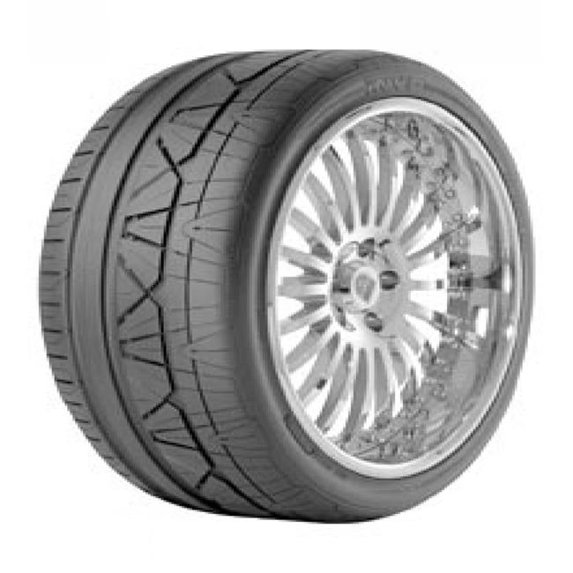 Nitto Nitto Invo Summer 245/35R20 95W XL Tire