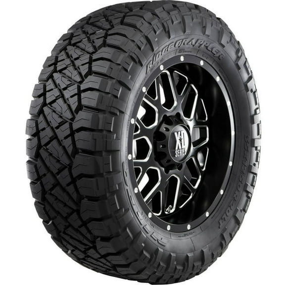 Nitto Ridge Grappler 305/70-16 Tire