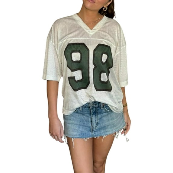 Niusricy Women Loose Basic T-Shirt Streetwear Teen Girls Short Sleeve Shirt Oversized Number Print Tops V Neck Tunic Tee Ladies Fashion Casual Summer Top for Aesthetic Grunge Clothes