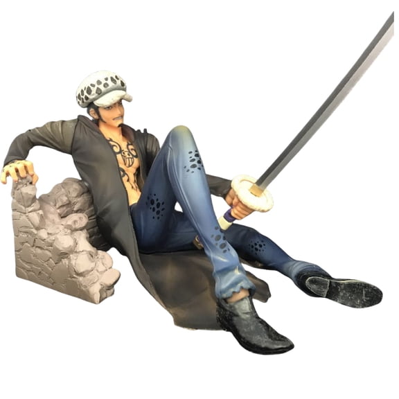 Njube Anime Model Gift for Anime Fans Trafalgar D. Water Law Figure PVC Anime Character Models Toys Decorative Dolls