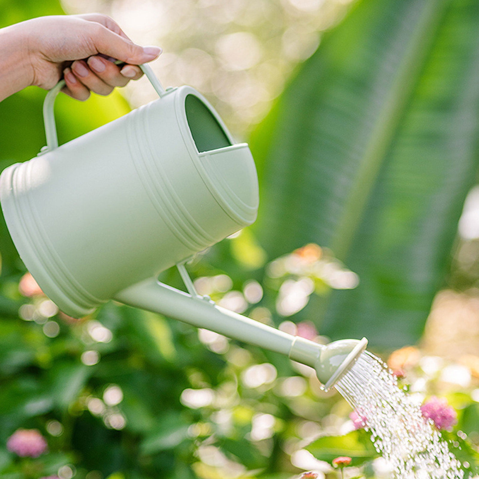 Nkmbld Watering Can Outdoor Large Capacity Gardening Patio Watering Long Spout Watering Can 2L, Garden Watering Can for Indoor & Outdoor Plants