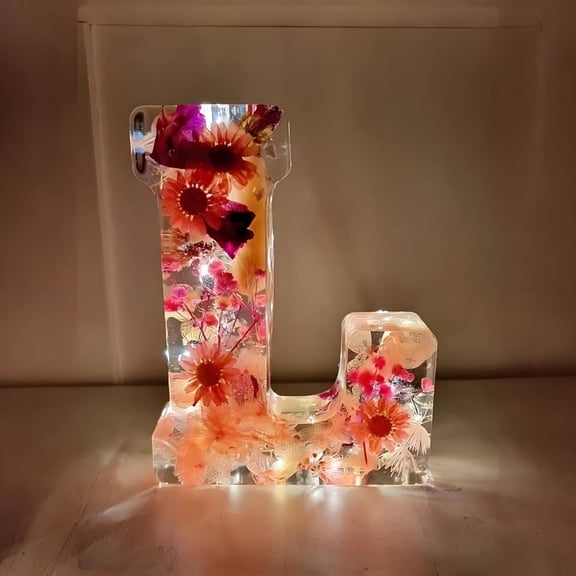 EWSFHUI Floral 26 Letters Resin Night Light,Handmade Floral Night Light,Personalized Flower Letters with LED Light,Christmas Night Light Flower Lamp,Light Up Letters Birthday Gift for Mom,Wife (L)