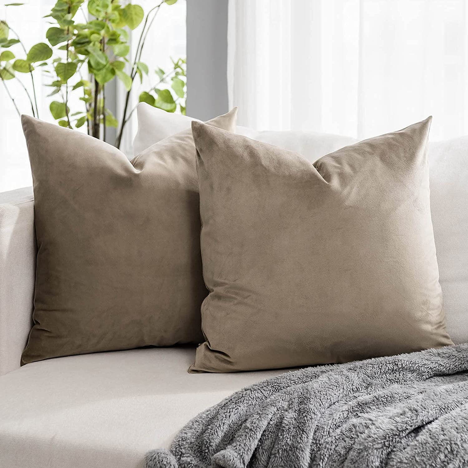 Solid Color Throw Pillowsnull