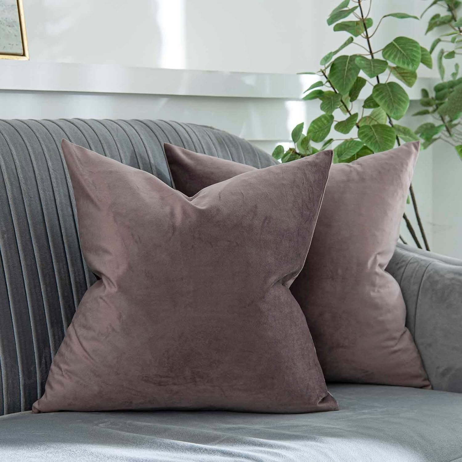 Nmkwnr Set of 2 Solid Color Throw Pillow Covers Decorative Square Velvet Soft Pillow Case Cushion Cover for Living Room Bed Couch Bedroom Sofa, 18"x18"