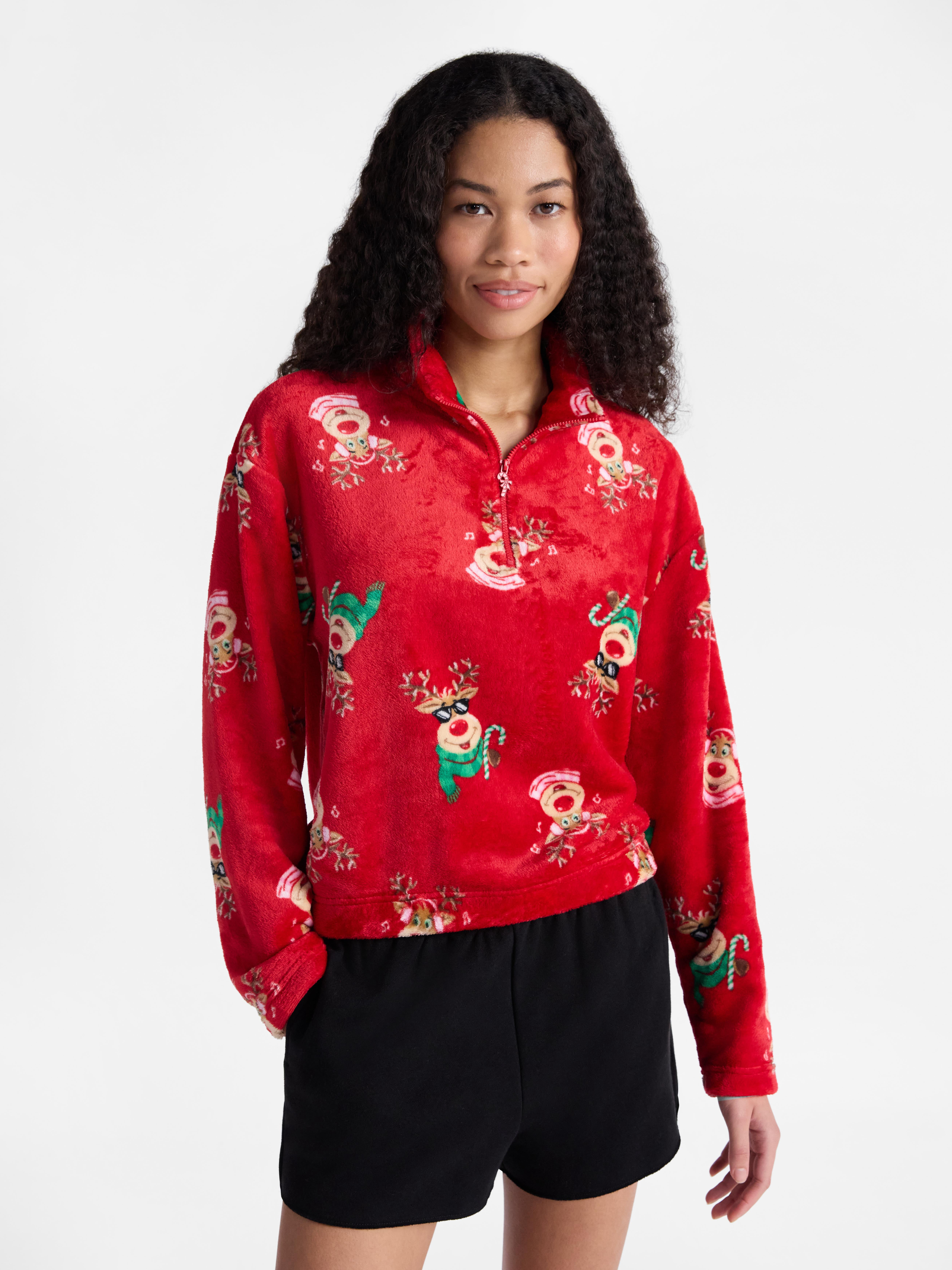 No Boundaries Christmas Quarter Zip Mock Neck Plush Top with Long Sleeves, Women's