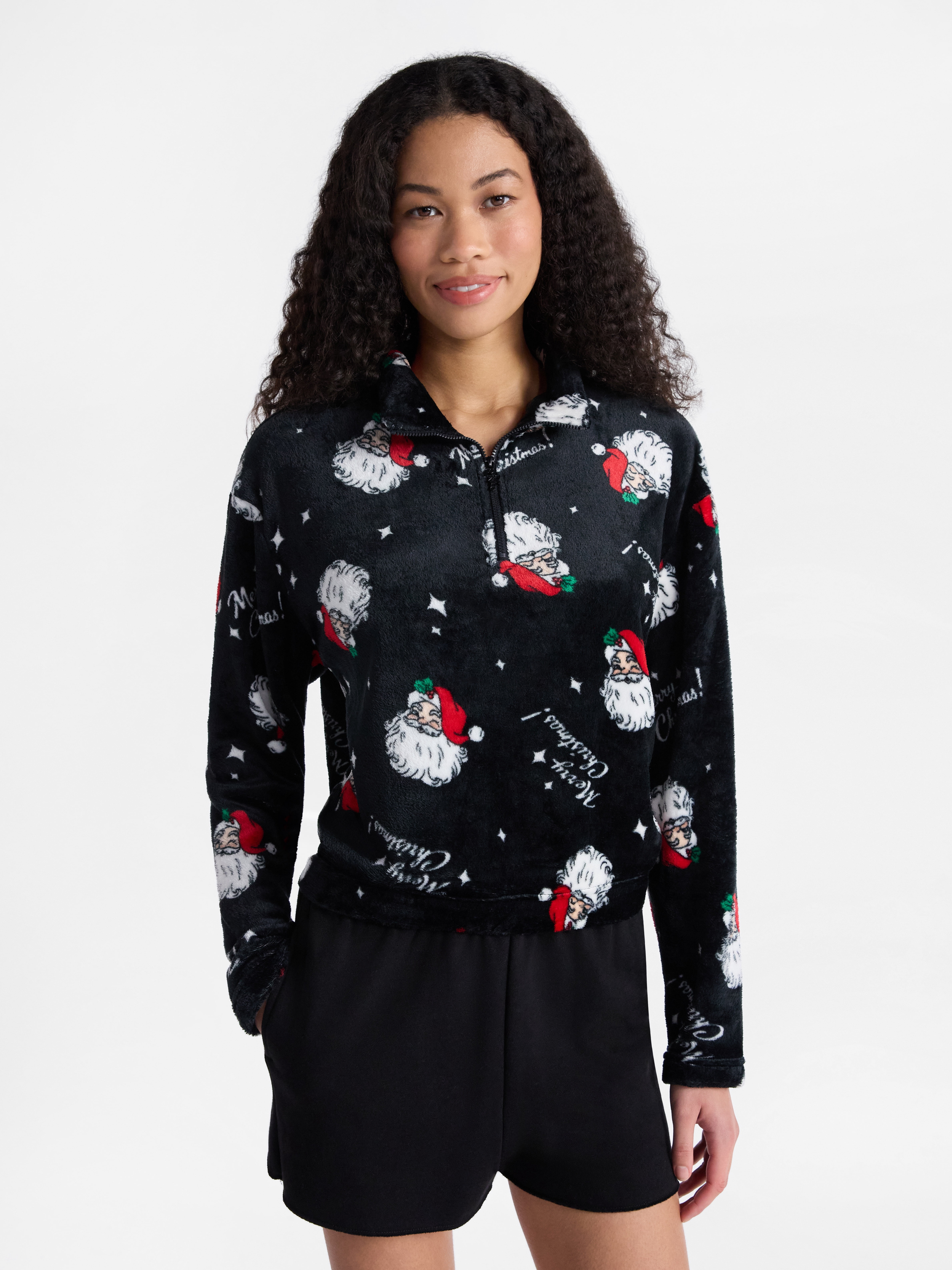 No Boundaries Christmas Quarter Zip Mock Neck Plush Top with Long Sleeves, Women's