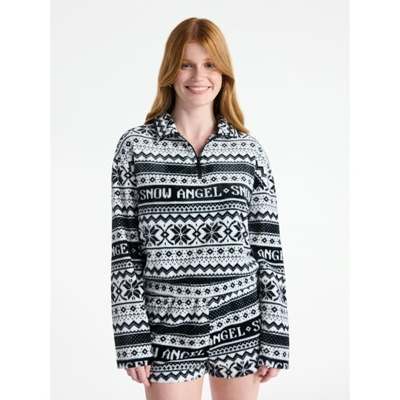 No Boundaries Christmas Quarter Zip Mock Neck Plush Top with Long Sleeves, Women's