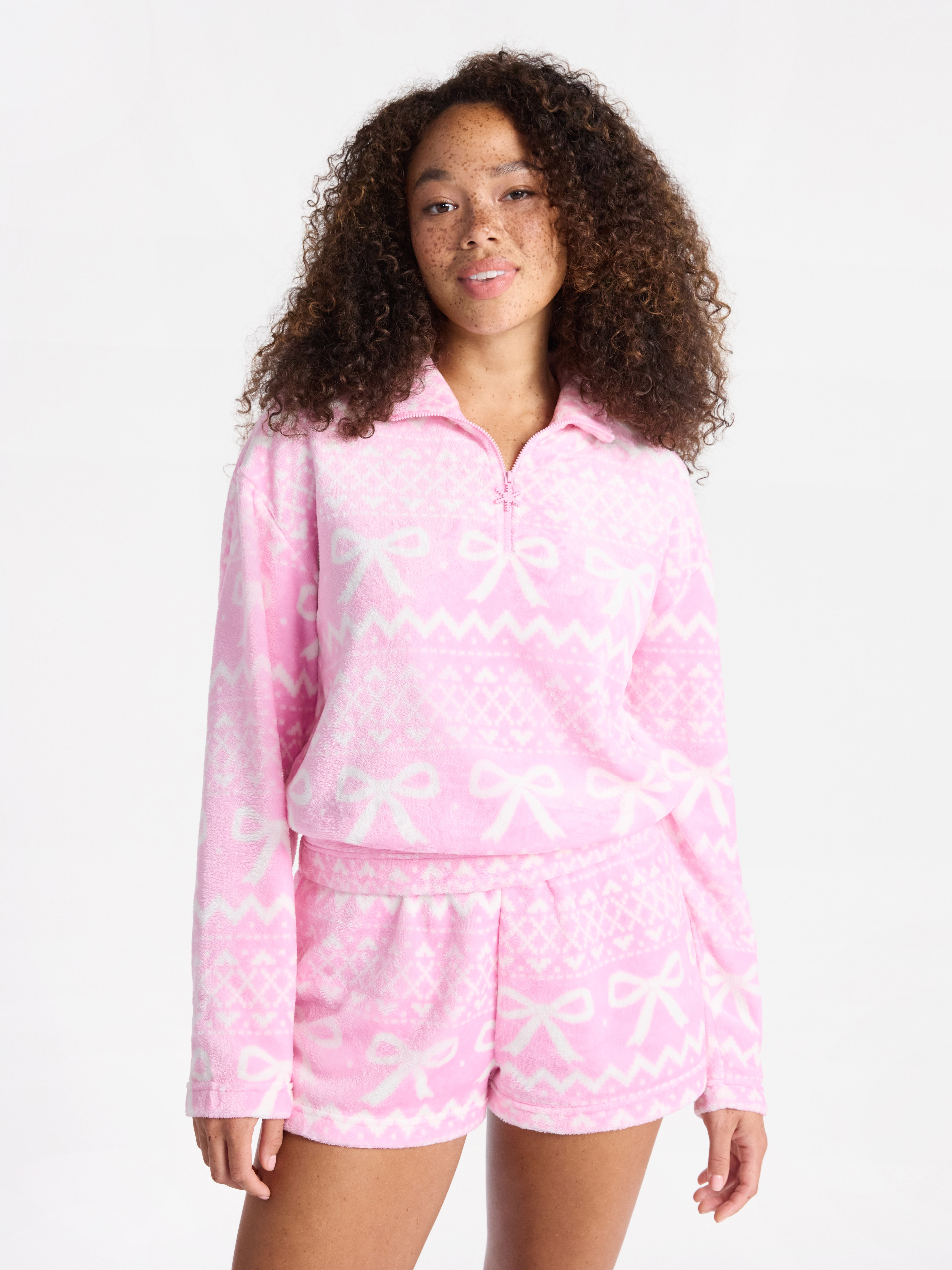 No Boundaries Christmas Quarter Zip Mock Neck Plush Top with Long