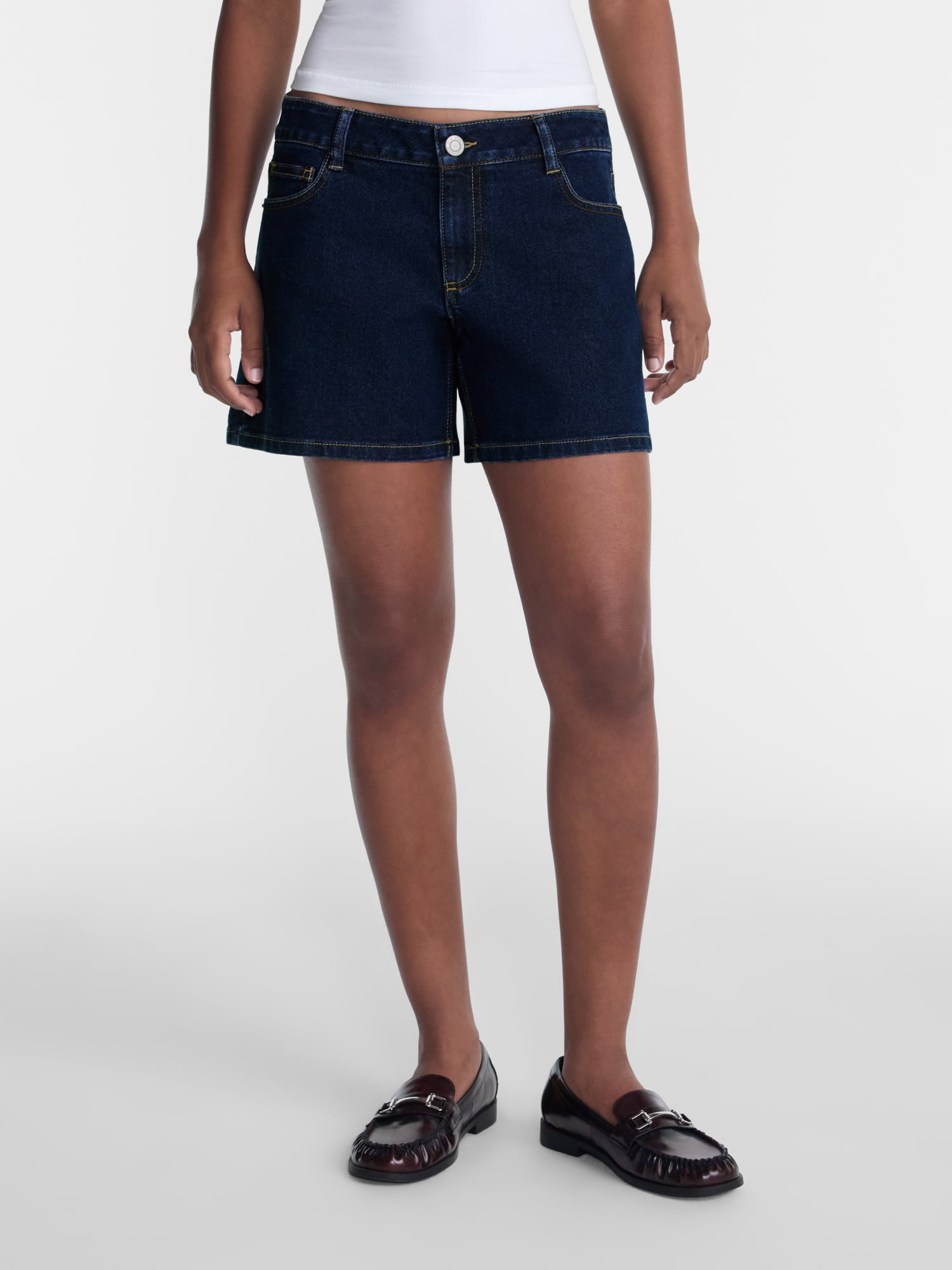 No Boundaries Relaxed Fit Shorts, 5" Inseam, Women's Waist Sizes 00-20