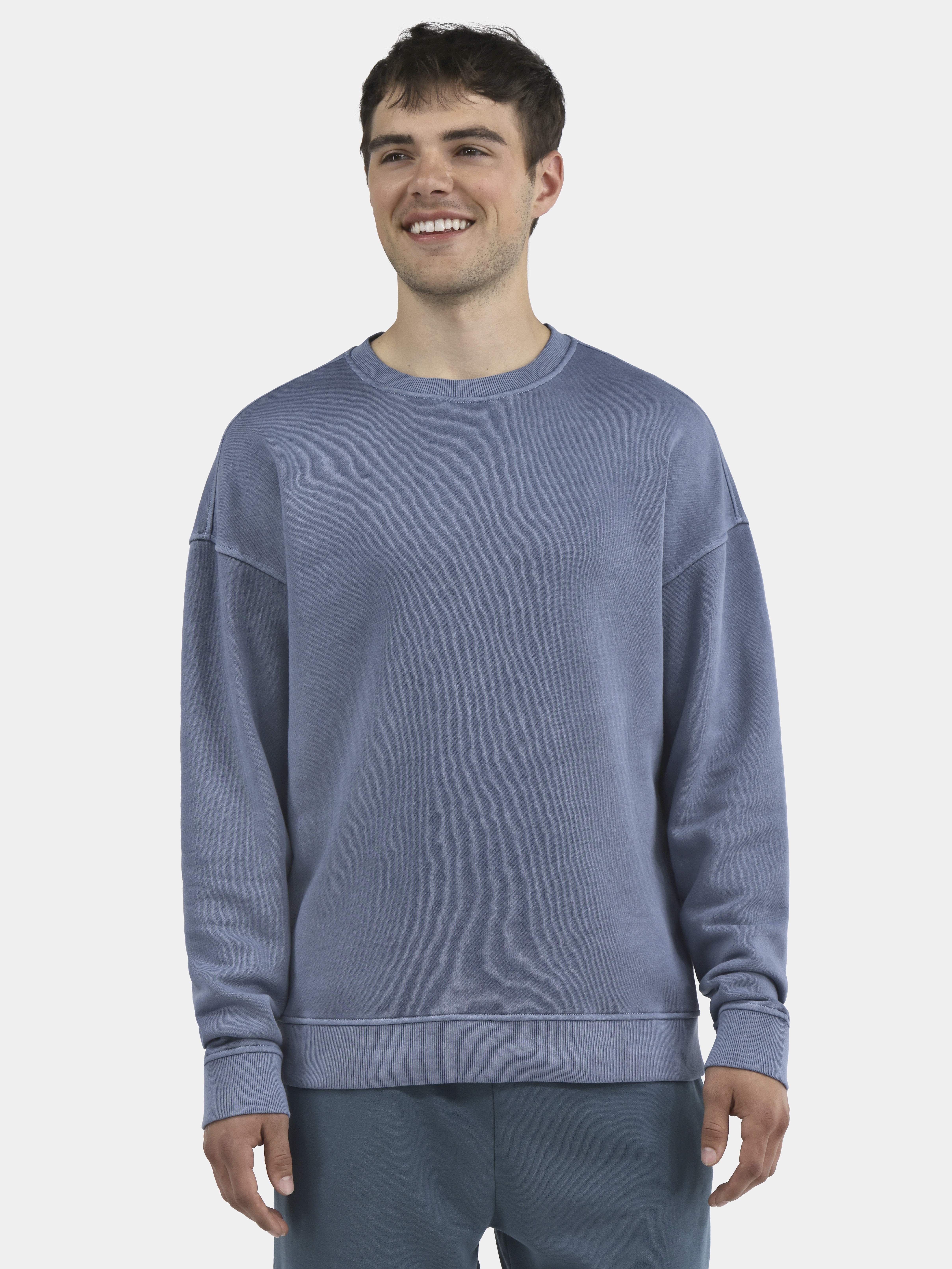 No Boundaries All Gender Fleece Crewneck Sweatshirt with Long Sleeves, Men's and Big Men’s