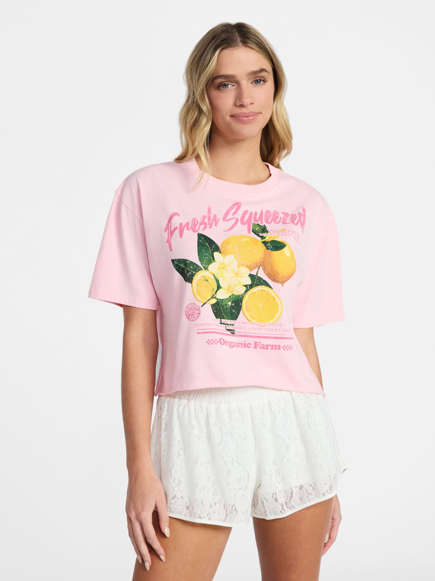 No Boundaries Boxy Cropped Graphic Tee, Women's XXS-XXL - Walmart.com