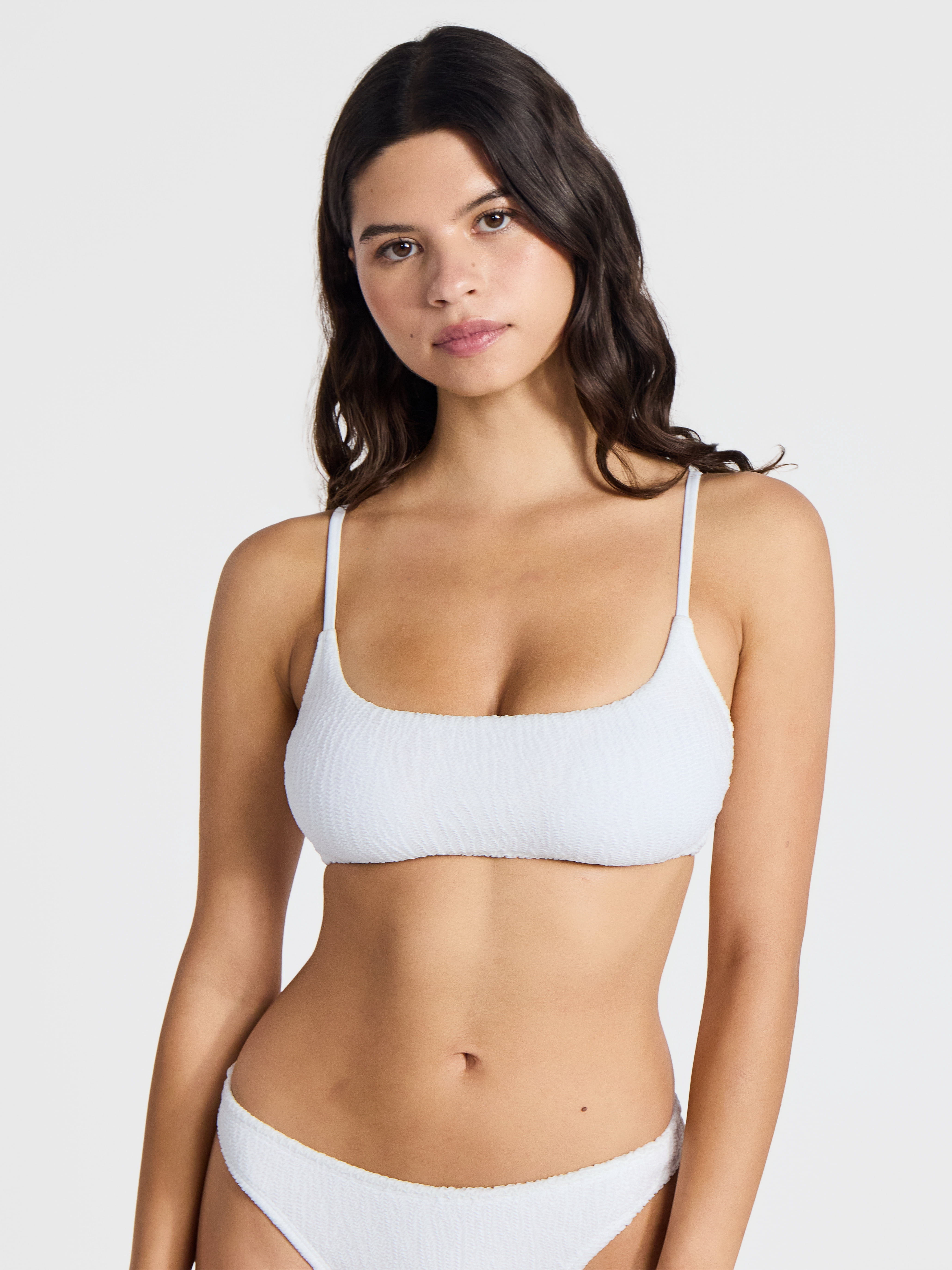 No Boundaries Crinkle Bralette Bikini Top, Women’s